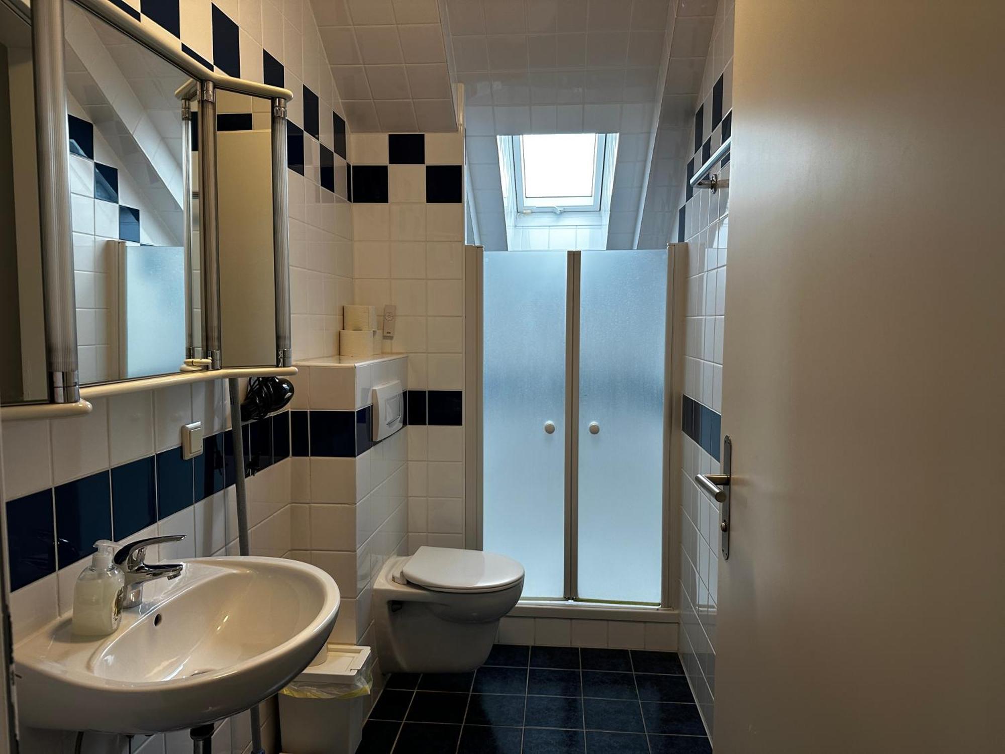 Ajo Apartments - Alte Donau Lake View Balcony Studio - Self-Check-In * Wien